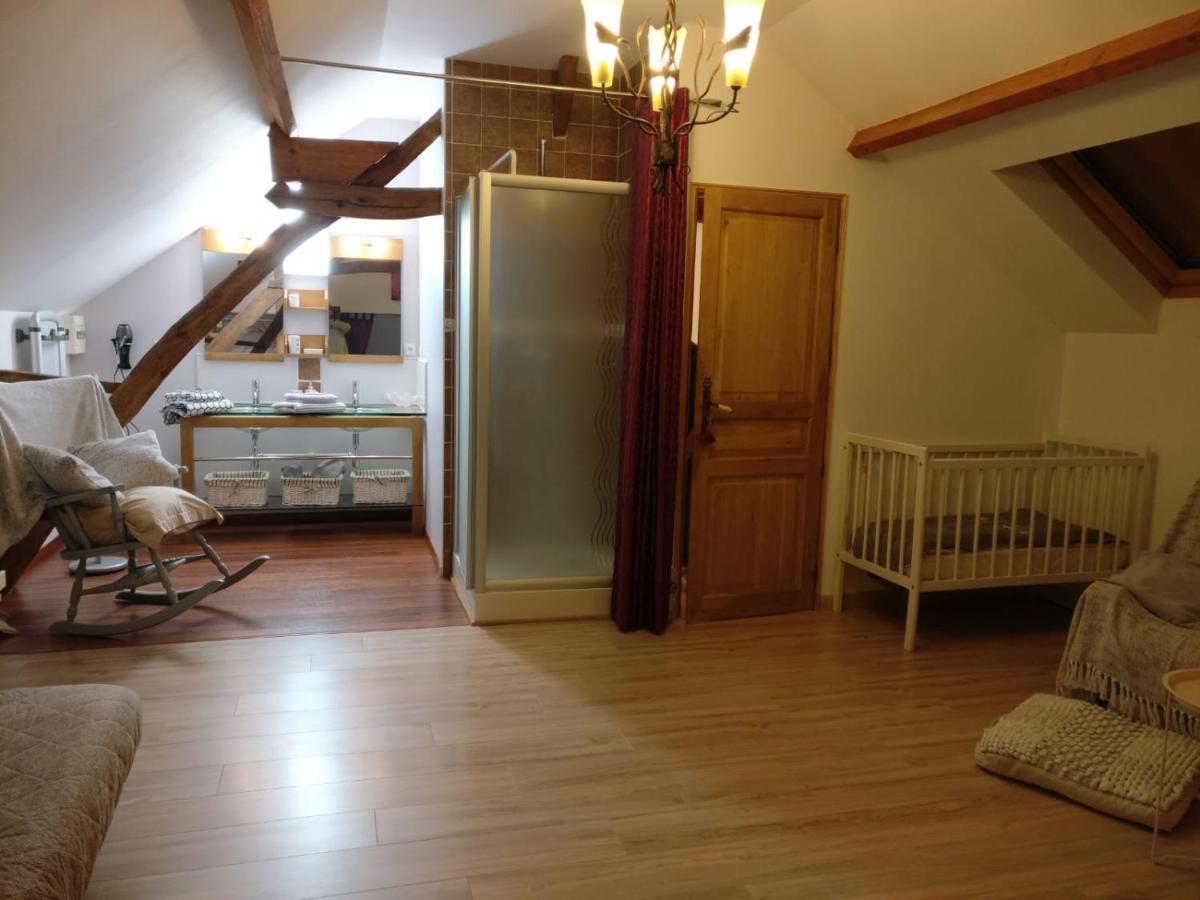 chambres à part Crespin  Extérieur photo