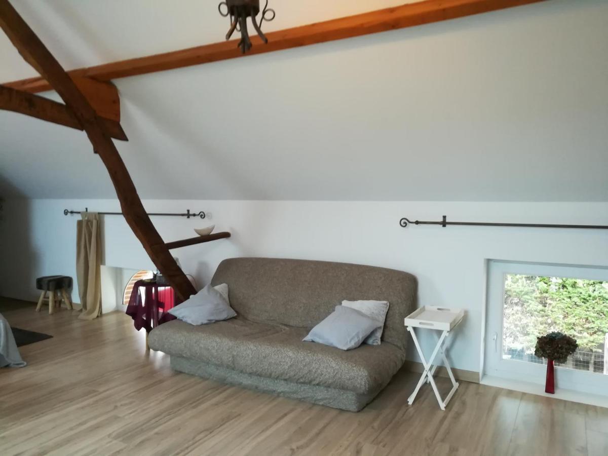 chambres à part Crespin  Extérieur photo